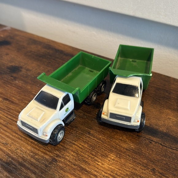 John Deere toddler truck lot of 6 toys - Picture 5 of 10